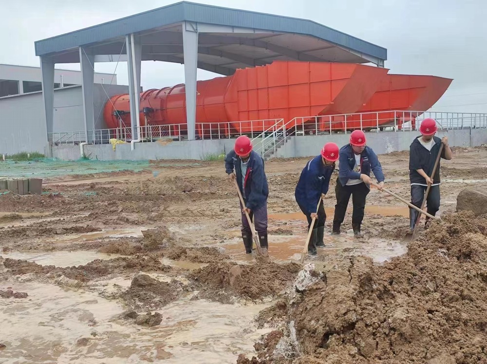 陕煤建设天工公司土建九部:防洪抢险显担当,共筑安全新防线