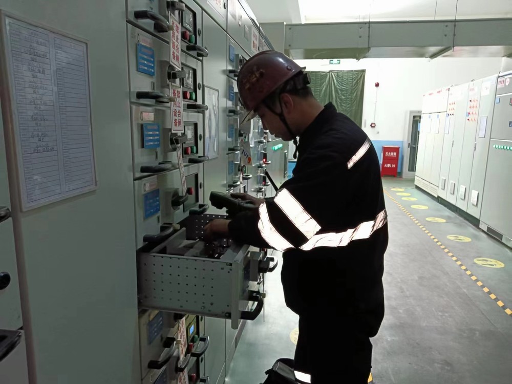 陕煤建设洗选煤运营公司澄合山阳运营项目部：上好雨季三防“安全密码锁”解锁平安之夏