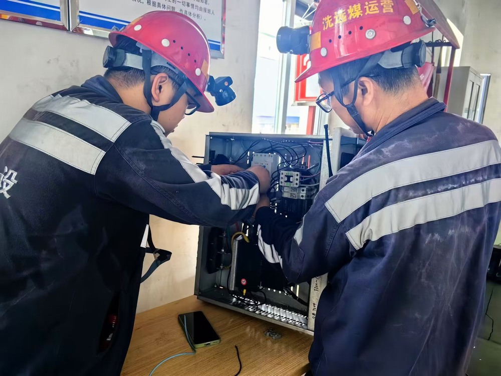 陕煤建设洗选煤运营公司柠条塔运营项目部：拼搏奋进保生产，安全宣传筑防线