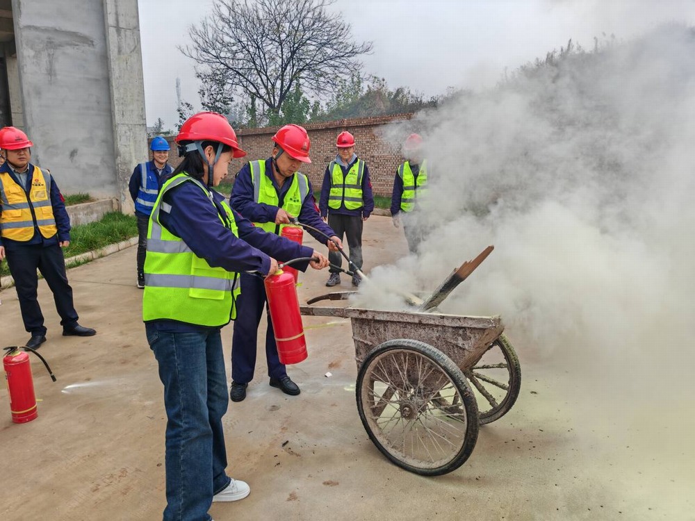 陕煤建设铜煤公司第一项目部：多措并举筑防线 演练行动护安全