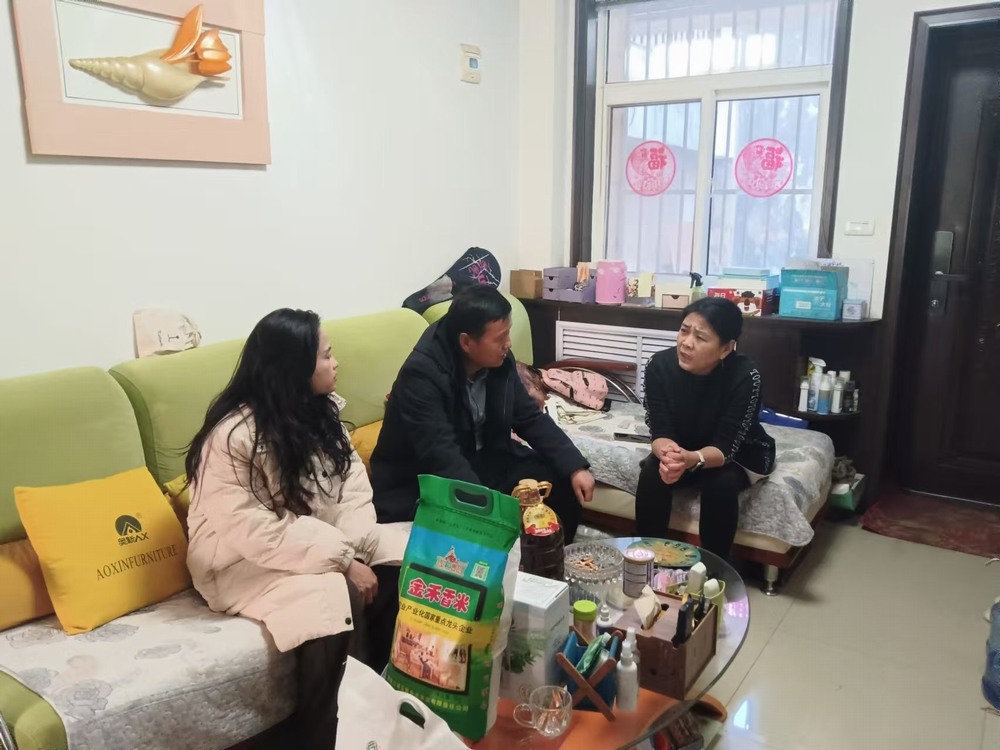 陕煤建设澄合分公司：暖冬送关怀 真情抚人心