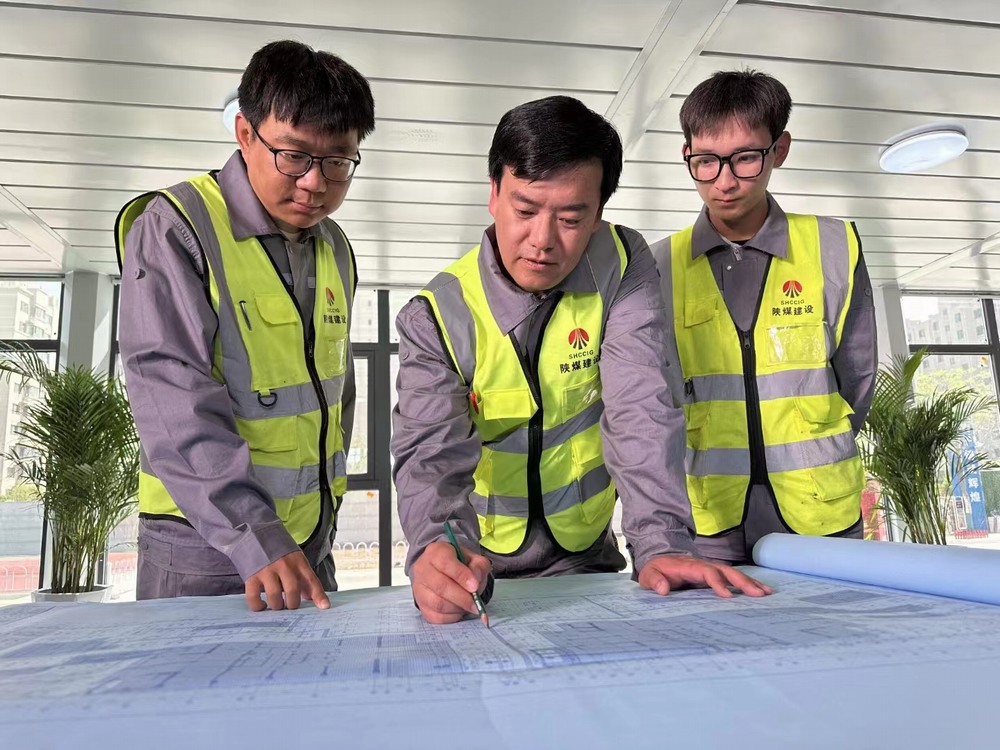 陕煤建设者勇担当?施工一线谱华章