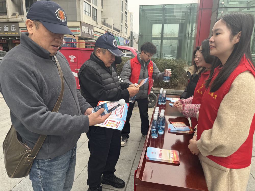 陕煤建设绿宇公司：弘扬雷锋精神 彰显国企担当