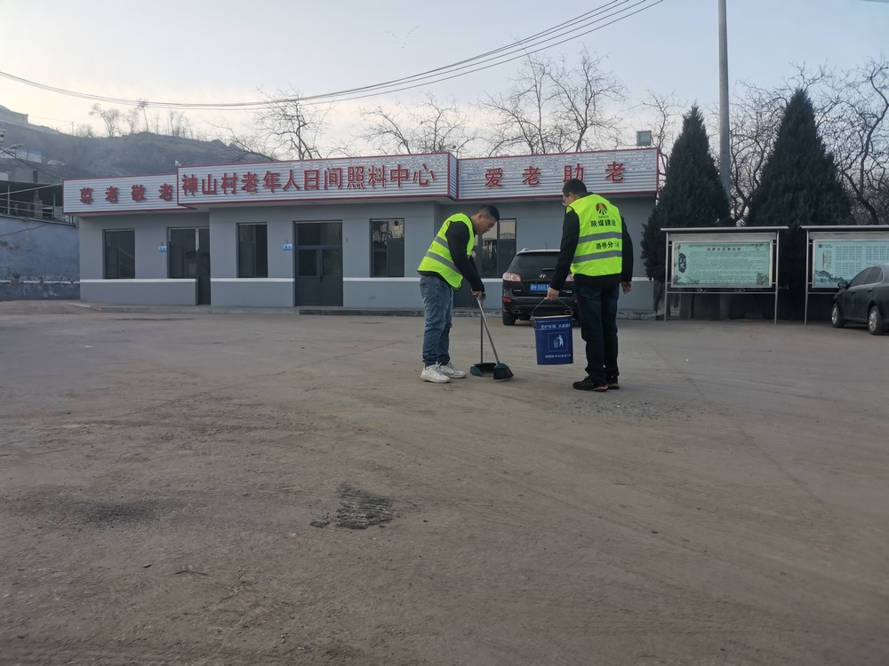 陕煤建设路桥分公司：学雷锋，三月春“锋”暖人心