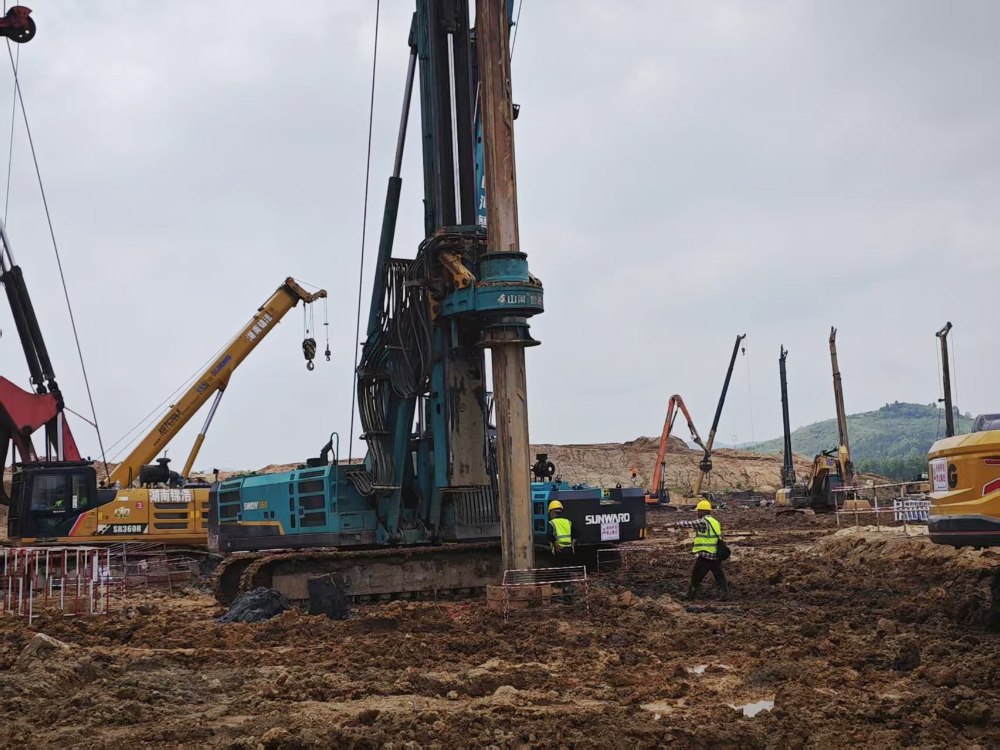 陕煤建设汉中分公司：陕煤电力上高2×1000MW清洁煤电扩建项目桩基工程取得关键进展