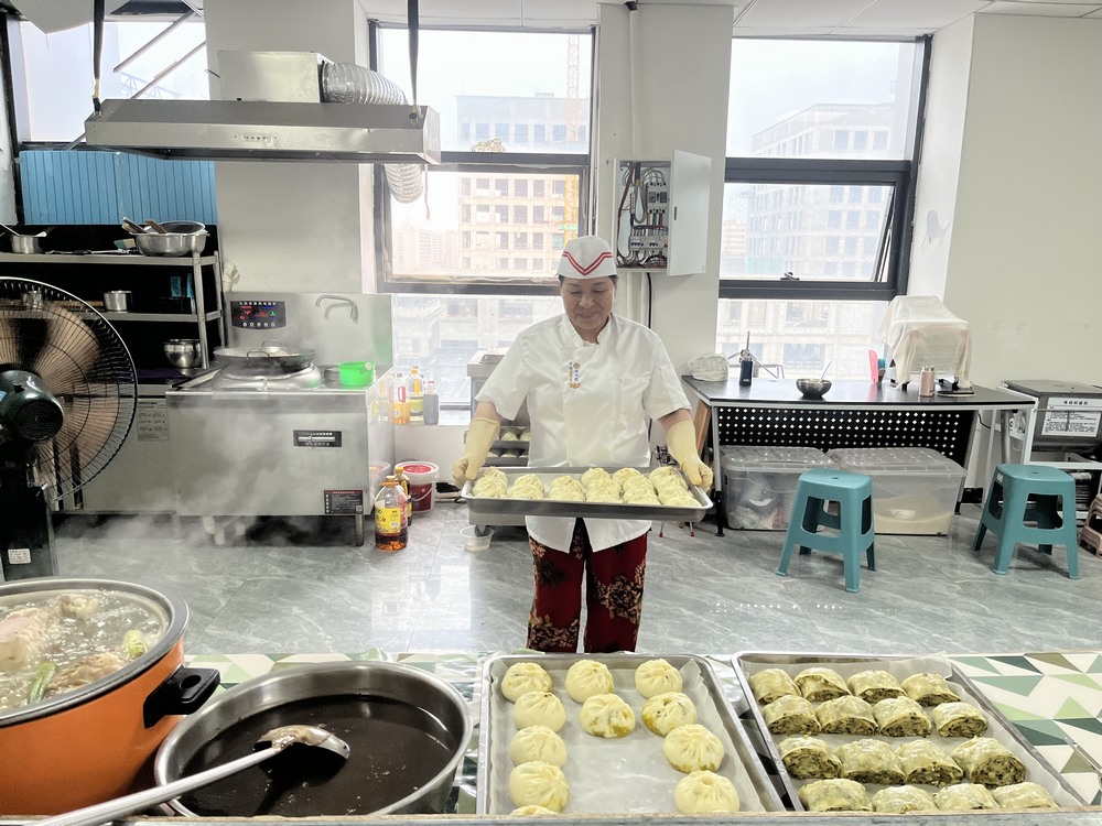 陕煤建设铜煤公司基层项目部用“家乡胃”拴住“建设心”