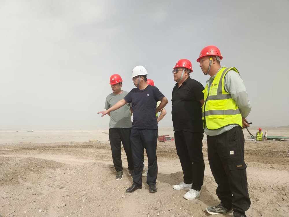 陕煤建设西北分公司新疆和田昆冈项目环境改善综合治理二标段顺利通过竣工验收