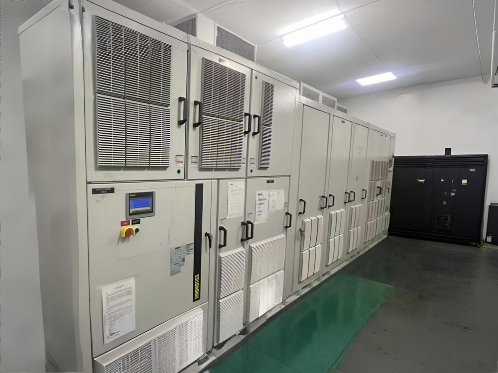 陕煤建设机电安装公司:24小时攻坚完成矿井核心设备更换