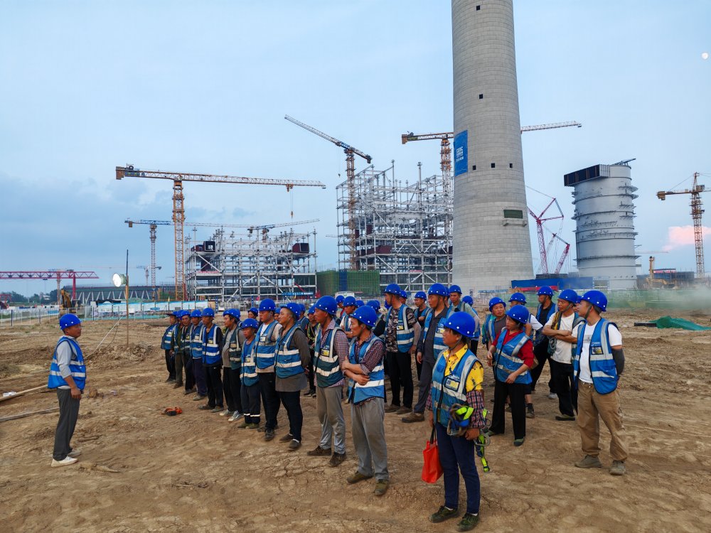 烈日下的“加速度”