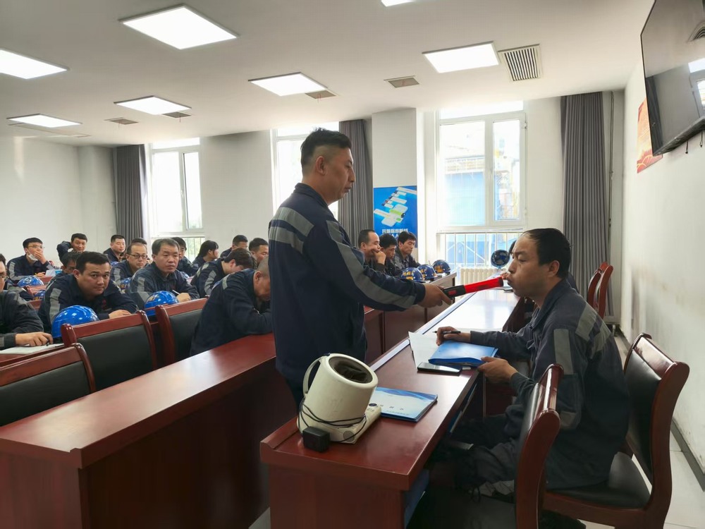 陕煤建设洗选煤运营公司红柳林洗煤厂项目部：筑牢健康防线 护航金秋高产