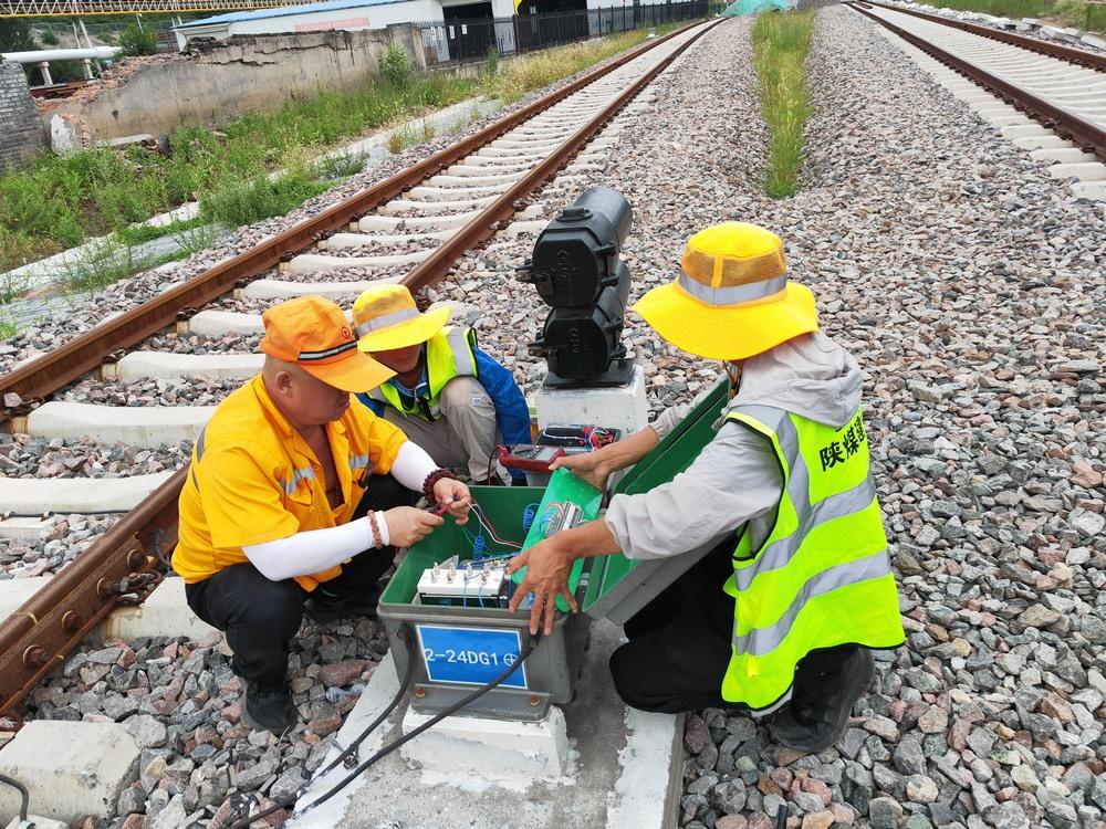 “路”途坦荡!陕煤建设路桥分公司黄陵项目部“组合拳”齐发力
