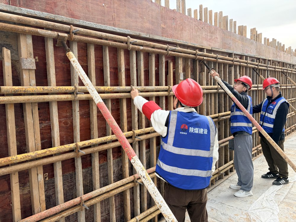 陕煤建设韩城分公司土建一项目部：青春护航安全线，百日攻坚里的“硬核”担当