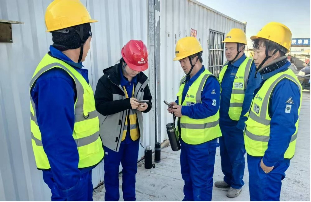 严抓实名管理，筑牢项目根基